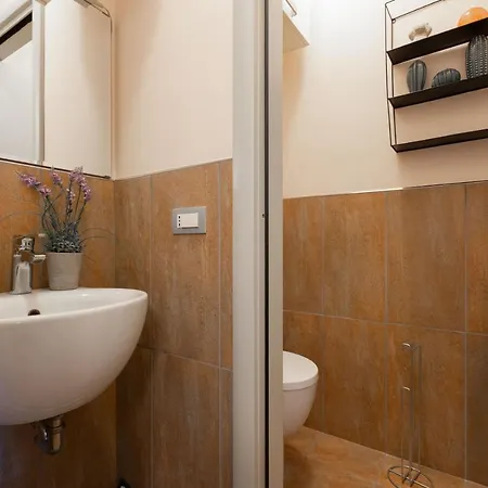 Capa's Loft Apartment